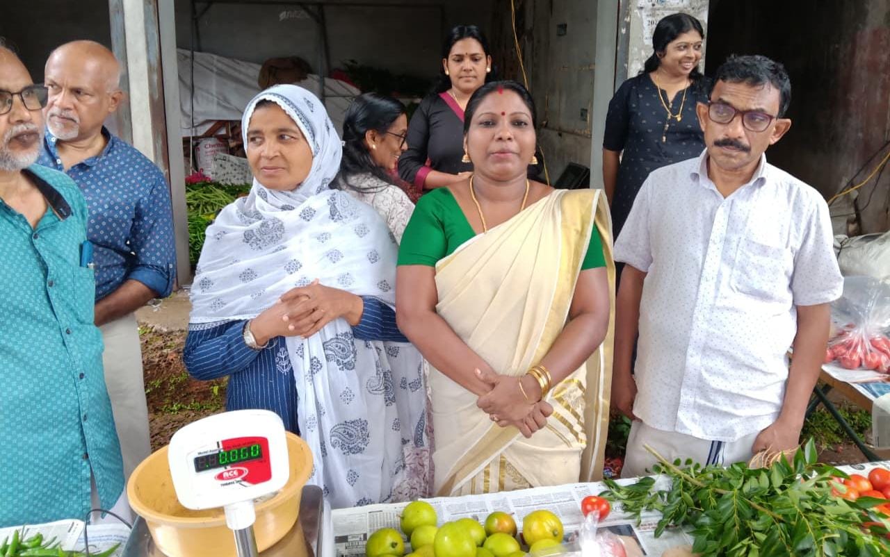 Inaugurated by Grama Panchayath President Shiji Kottarakkal